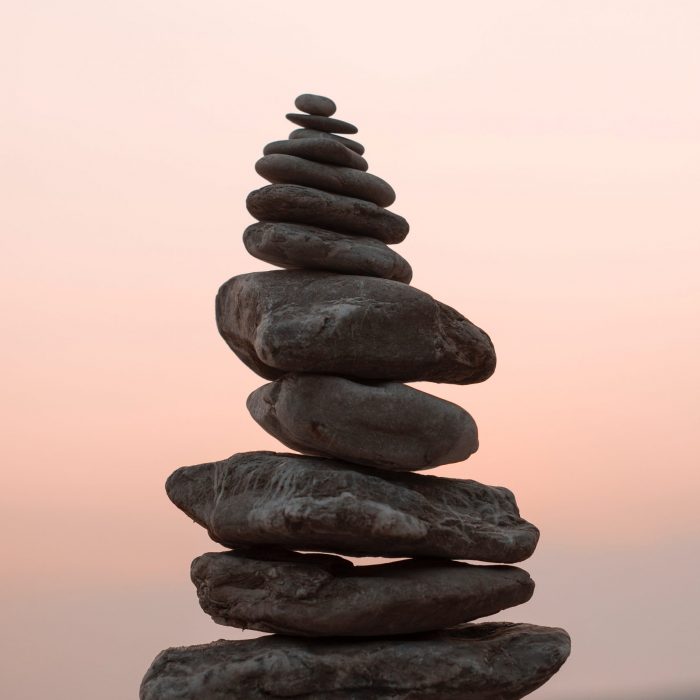 Torre de piedras en equilibrio